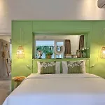 Fully Renovated Villa 3Br In Seminyak - Oberoi