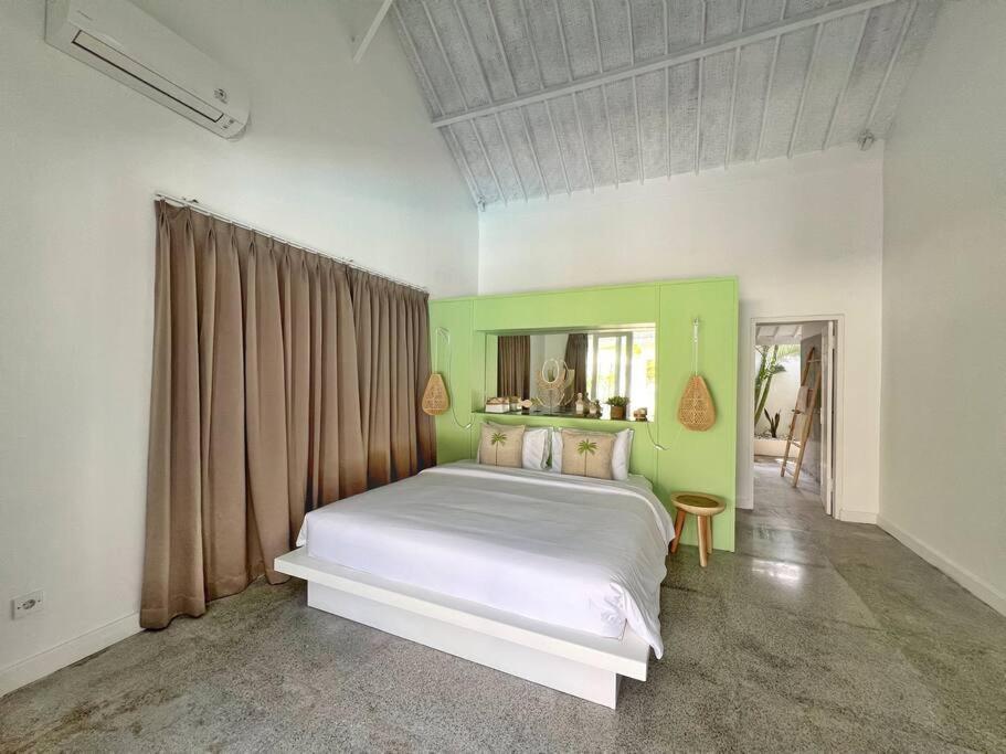 Villa Fully Renovated 3br In - Oberoi *