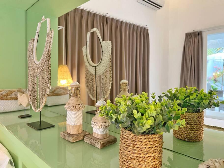 Fully Renovated 3br In - Oberoi Villa *