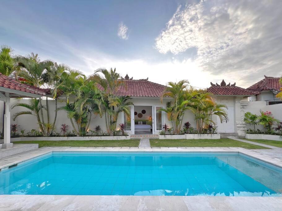 Fully Renovated 3br In - Oberoi Seminyak (Bali)