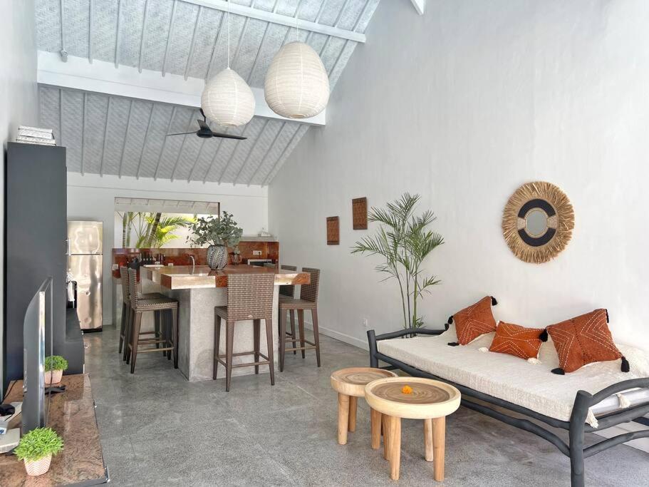 Fully Renovated 3br In - Oberoi Seminyak (Bali)