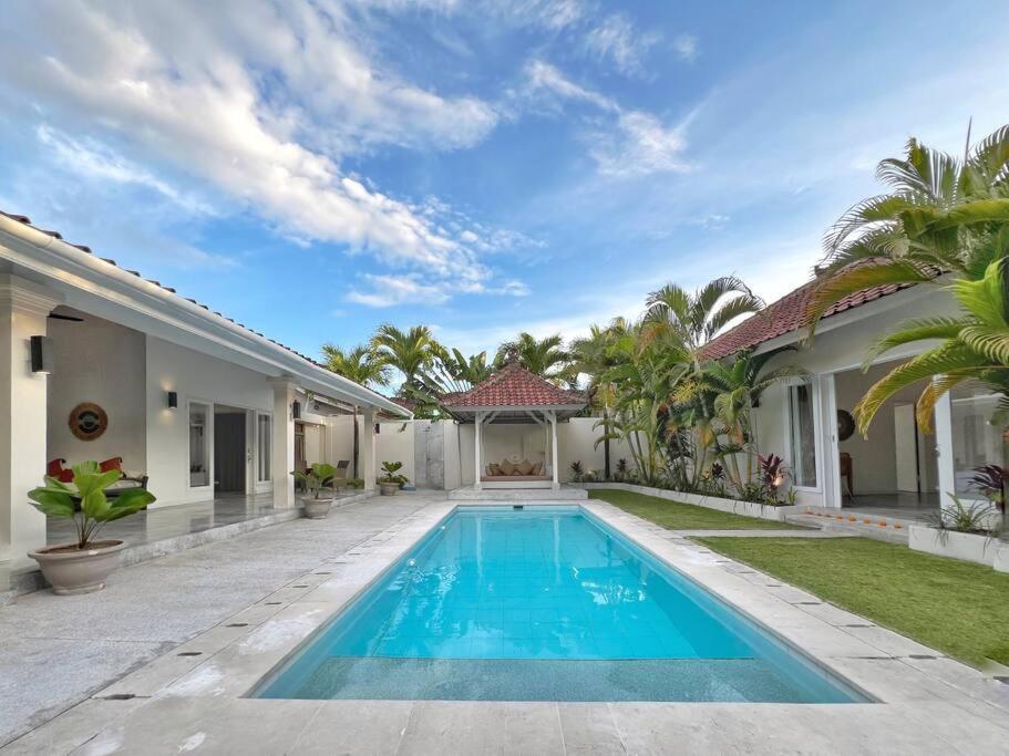 Fully Renovated 3br In - Oberoi Villa Seminyak (Bali)