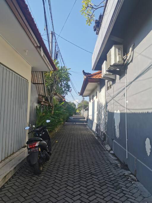 Fully Renovated 3br In - Oberoi *