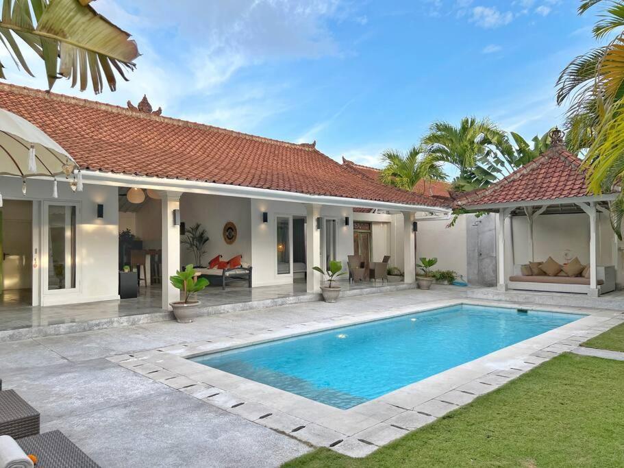 Fully Renovated 3br In - Oberoi * Seminyak (Bali)
