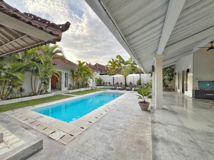 Fully Renovated 3br In - Oberoi * Seminyak (Bali)